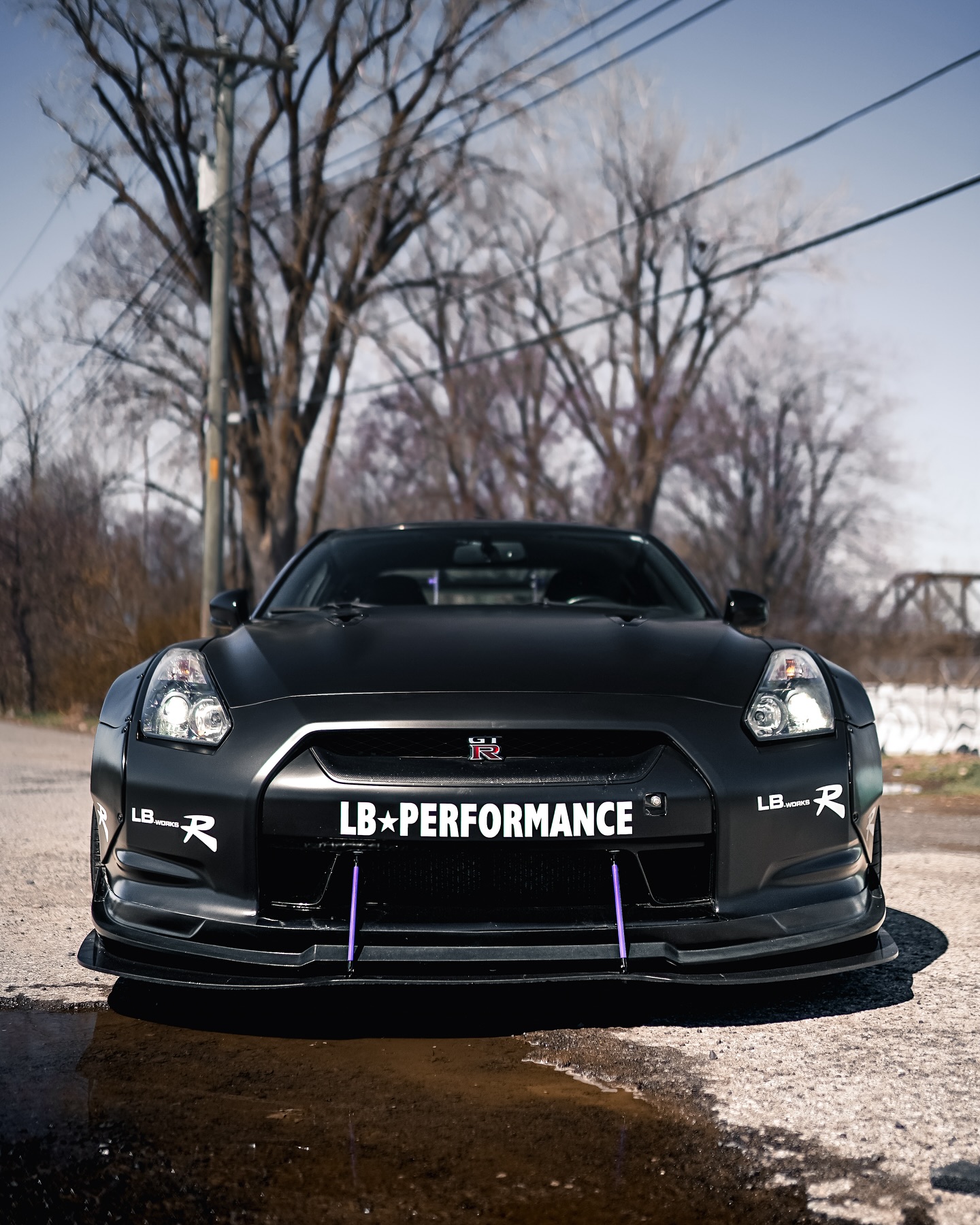 Nissan GTR, Black / Purple Accents